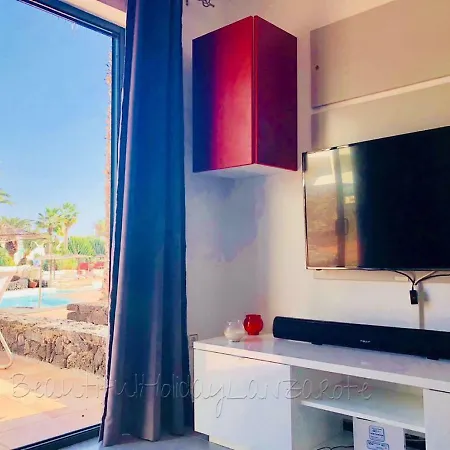 Nobleza With Pool, Sat-tv, Wifi & Air Conditioner