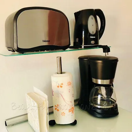 Nobleza With Pool, Sat-tv, Wifi & Air Conditioner شقة